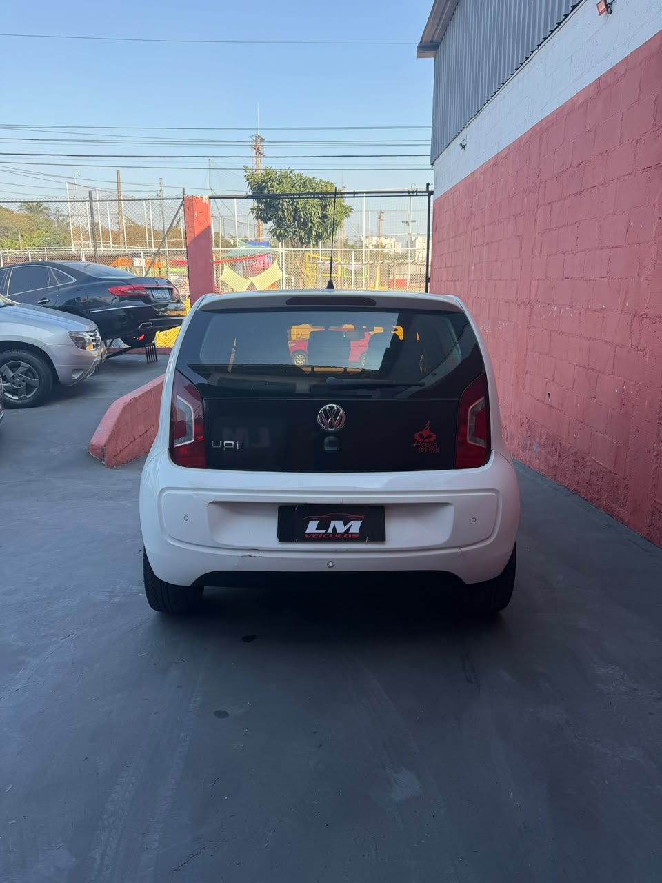 Volkswagen Up 2014