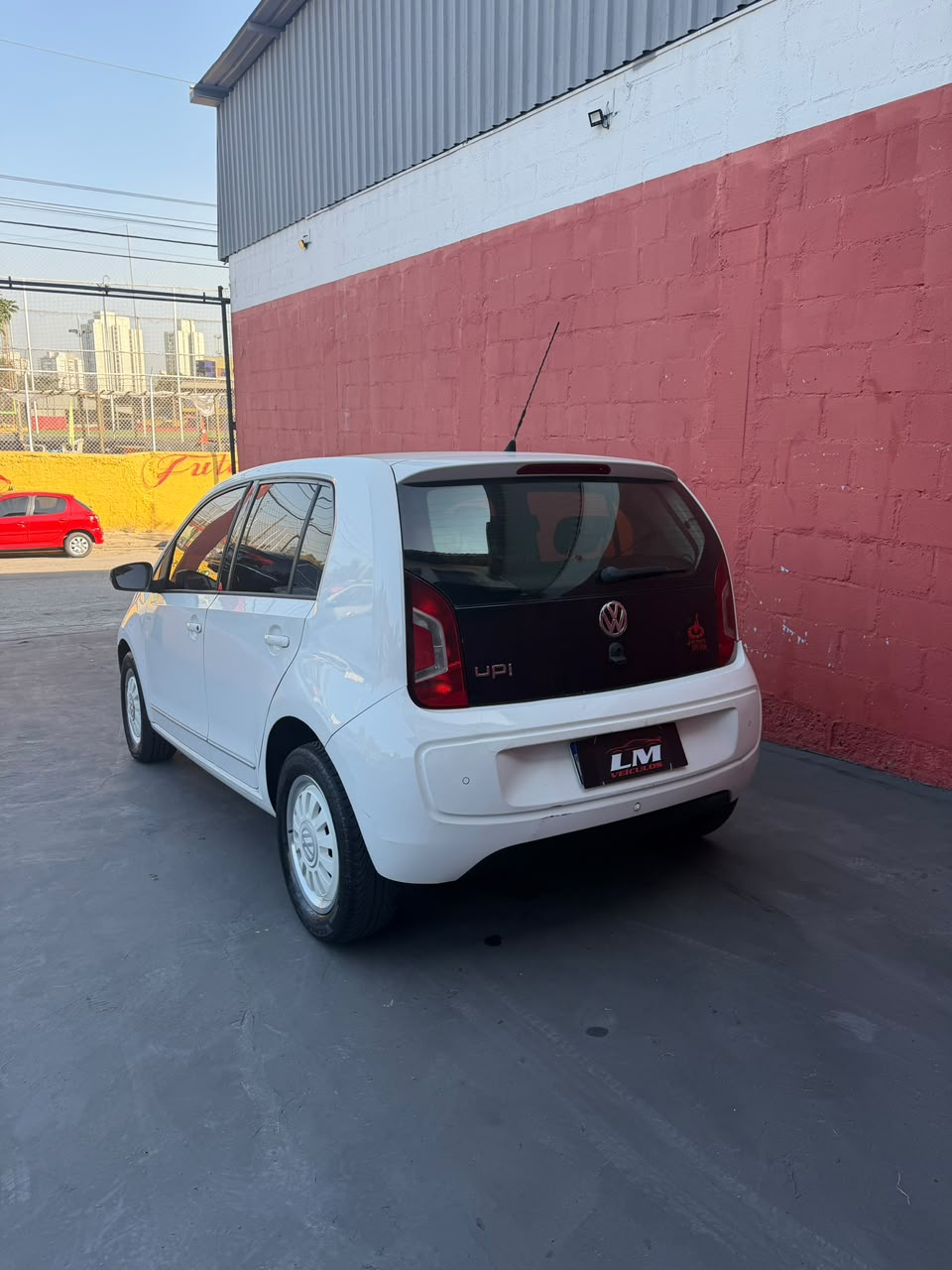 Volkswagen Up 2014